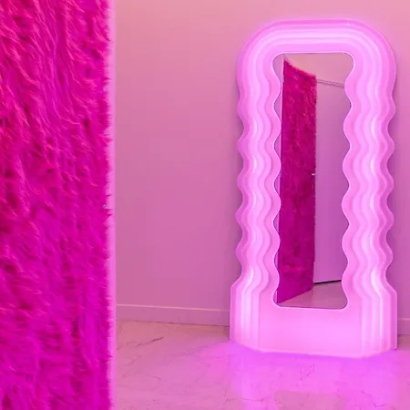 شقة Beautiful Modern Barbie Flat In *