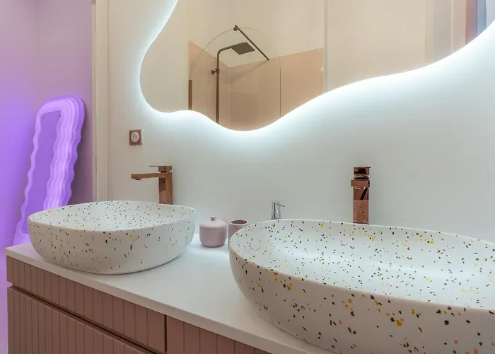Beautiful Modern Barbie Flat In Lejlighed